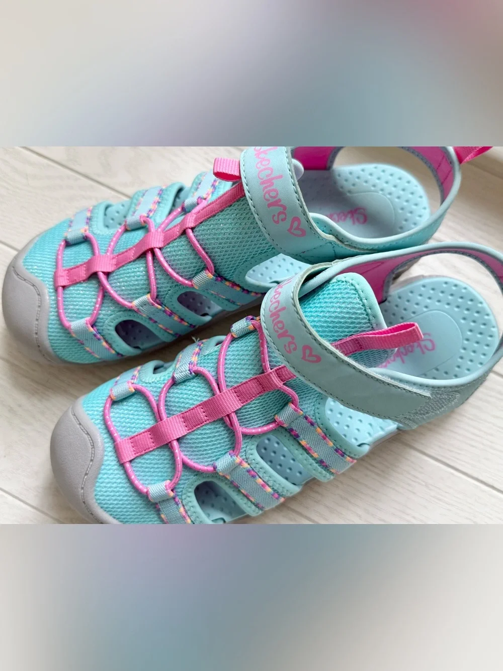Skechers lightweight breathable